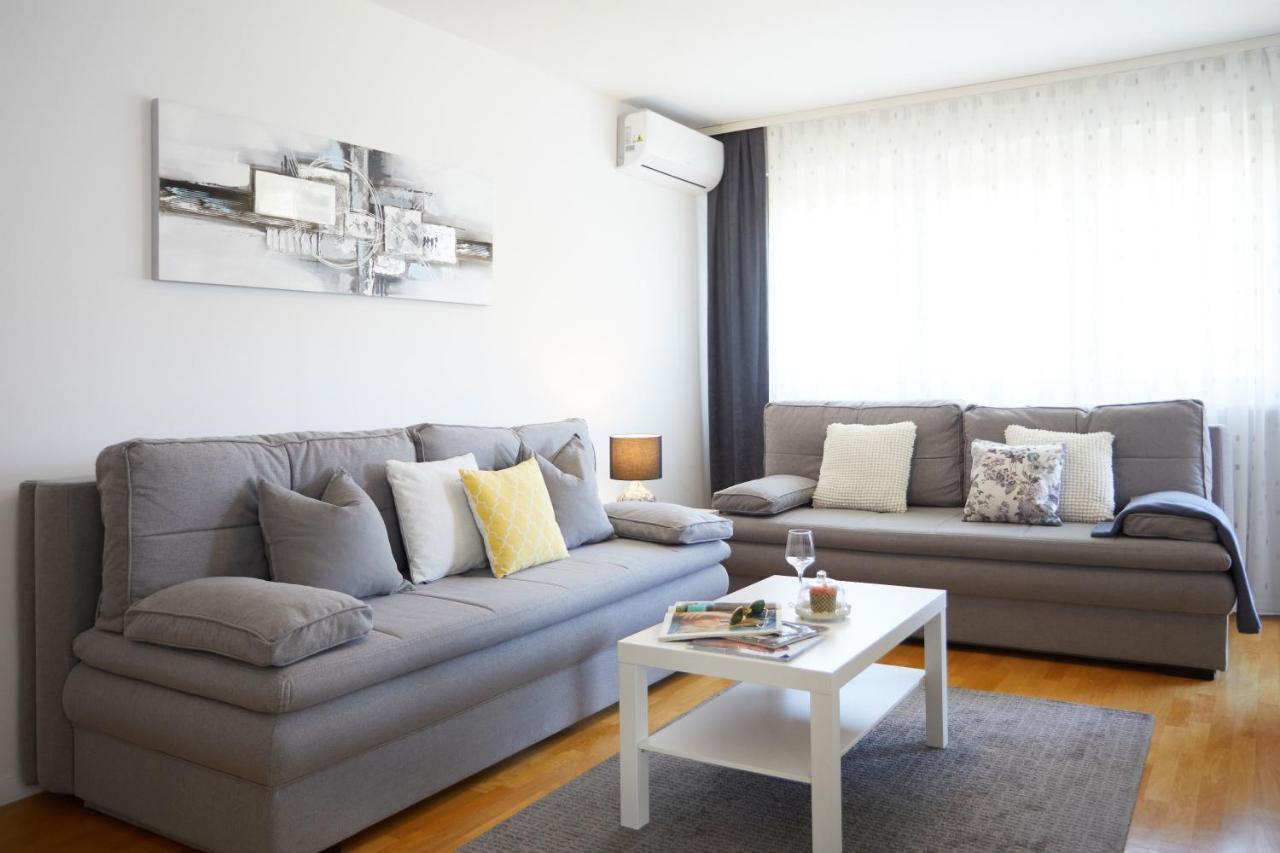 Spacious 2Bdr Apartment Near Business District Záhřeb Exteriér fotografie